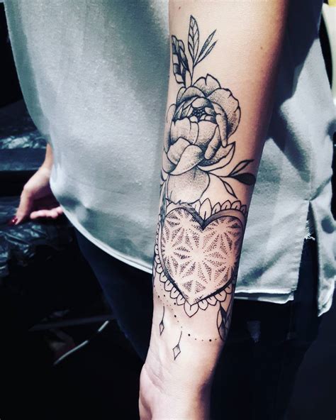 17 Outside Forearm Tattoos: A Visual Gallery Of Stunning Designs