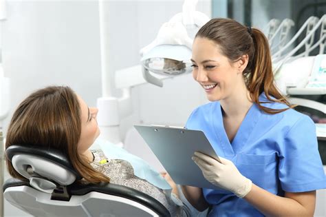 18 Tips For A Successful Dentist School Experience: Essential Guide