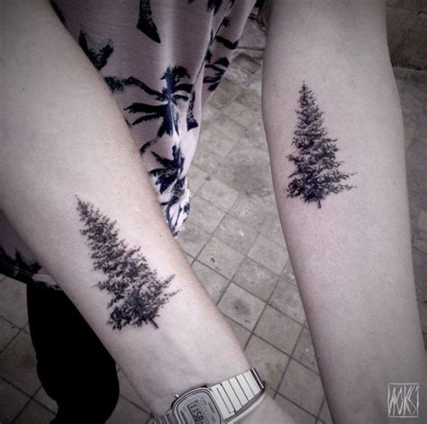 30 Tatouages Sapin Qui Nous Inspirent Tree Tattoo Designs Nature