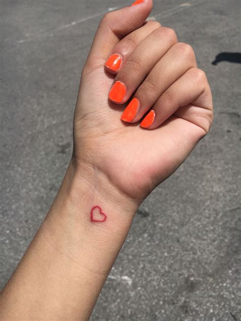 45 Cute Mini Red Heart Tattoo Designs For Romantics