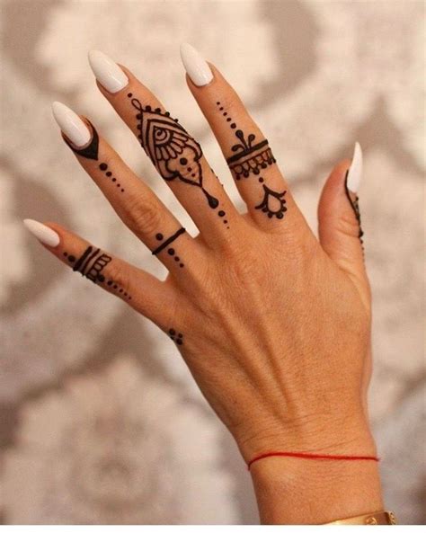 55 Beautiful Henna Tattoo Design Ideas 4 In 2020 With Images Henna