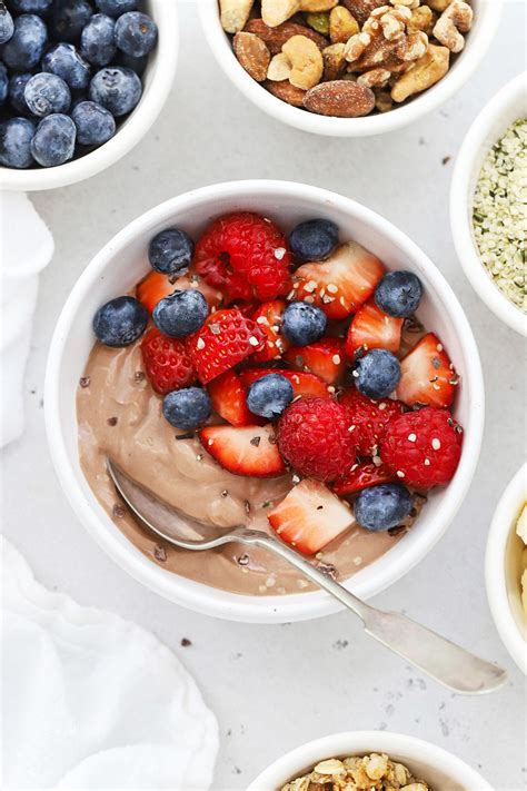 7 Ways To Design A Perfect Lactosefriendly Yogurt Bowl