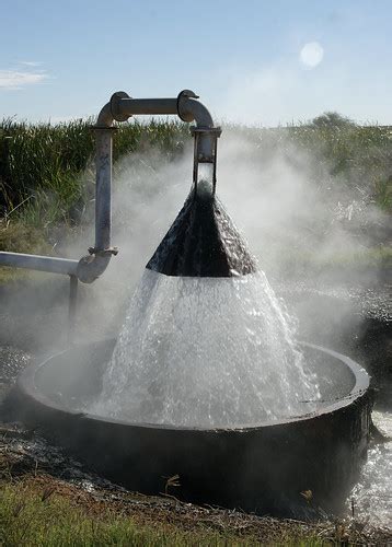 Artesian Bore Head At Birdsville Qld Water Is 98 Celsius Flickr