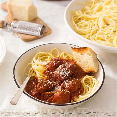 Best Olive Garden Spaghetti And Meatballs Recipe Findthoserecipes Com