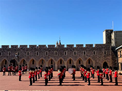 Changing The Guard Ceremonies In London Everything You Need To Know