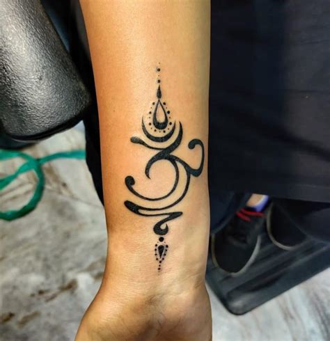 Designs Om Tattoo: 5 Ways To Create An Ultimate Tattoo