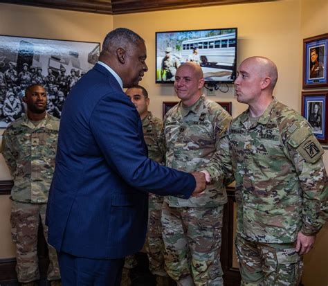 Dvids News Secretary Of Defense Austin Visits Fort Bragg Welcomes