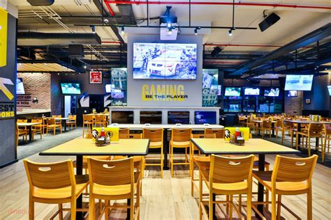 Get 15% Discount, 20% Cashback At B-Dubs, Jubilee Hills, Central West ...