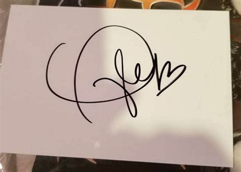 Image Taylor Swift Signature