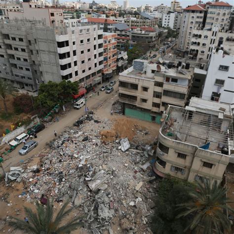 Israel Hamas Cease Fire Holds As Aid Trickles Into Gaza Strip Wsj