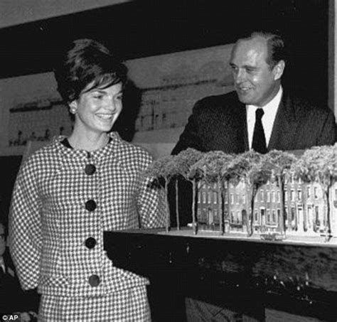 Jackie Kennedy Slept With The Architect Who Designed Jfk Amp 39 S Tombstone