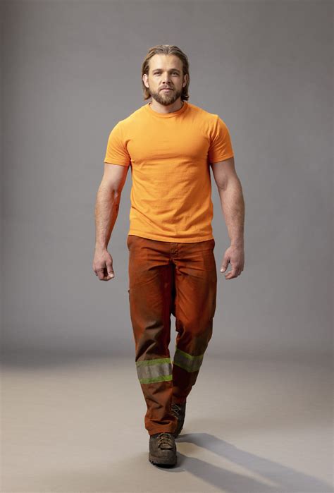 Max Thieriot Fire Country