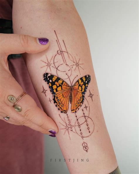 Monarch Butterfly Tattoos On Hip