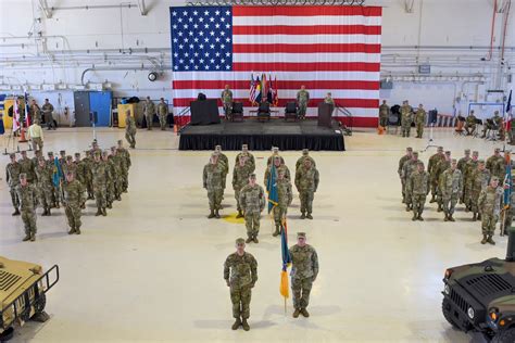 National Guard Chief Thanks Guardsmen At Tip Of Strategic Space And