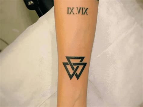 Ngh A H Nh X M 3 Triangle Tattoo Meaning Truy N Th Ng V Hi N I