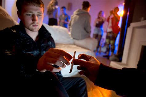 Peer Pressure How To Effectively Warn Your Teen About Giving In To Drugs And Alcohol Beach House