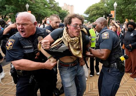 Pro Palestinian Protesters Dig In At Columbia University Other U S Campuses The Globe And Mail