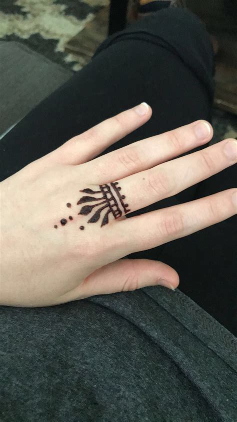 Simple Henna Tattoo Designs For Beginners