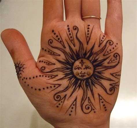 Simple Sun Henna Simple Henna Tattoo Henna Tattoo Designs Simple