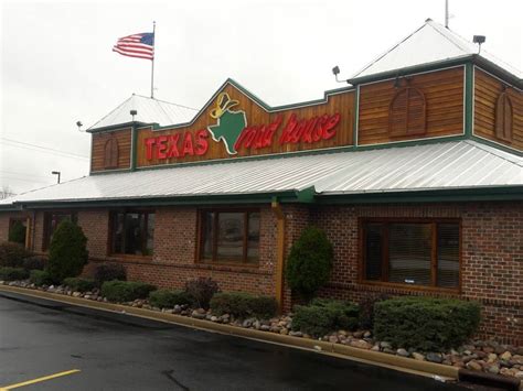 Texas Roadhouse 2375 S Oneida St Green Bay Wi 54304 Usa