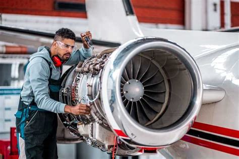 The Pros And Cons Of Training To Become An Aircraft Mechanic Spartan