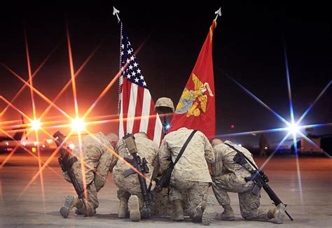 The Ultimate Sacrifice Marines Kneel Down Beside The Battl Flickr