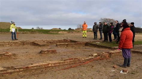 Veterans Help Uncover Napoleonic Era Barracks At Weeley Bbc News